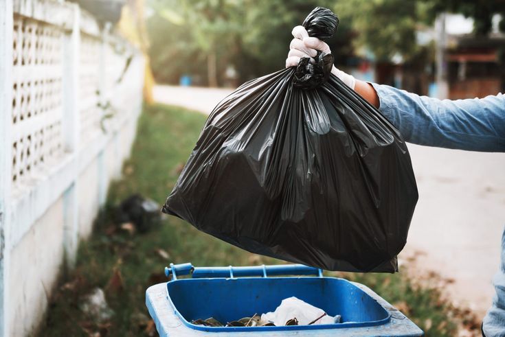 13 Things You Should Never Throw in the Garbage
