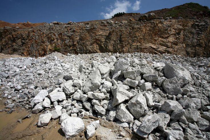 Quarry stock photo_ Image of pile, earth, formation, bend - 15443072